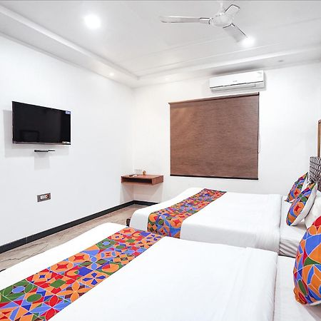 Fabhotel Villa De Benares Экстерьер фото
